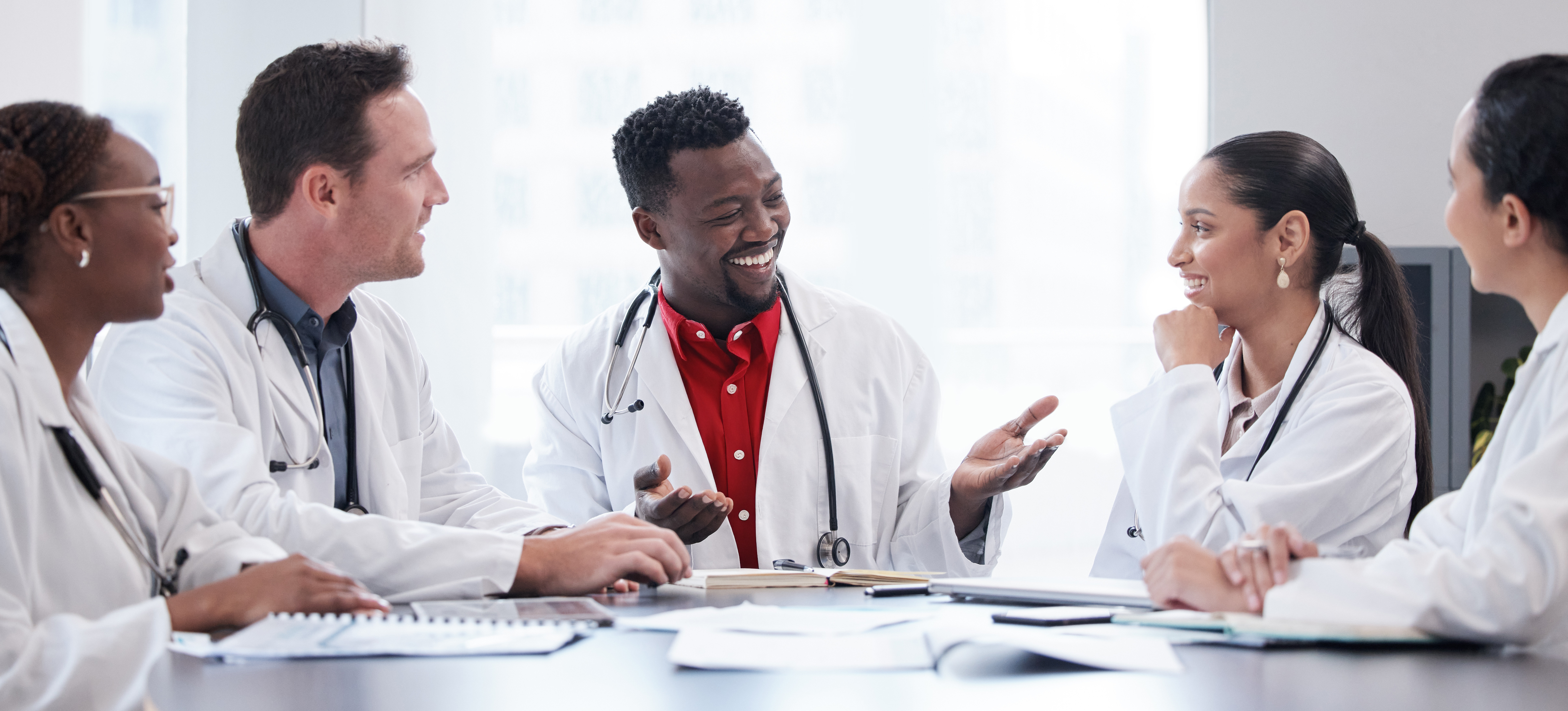 healthcare doctors discussion crown information management